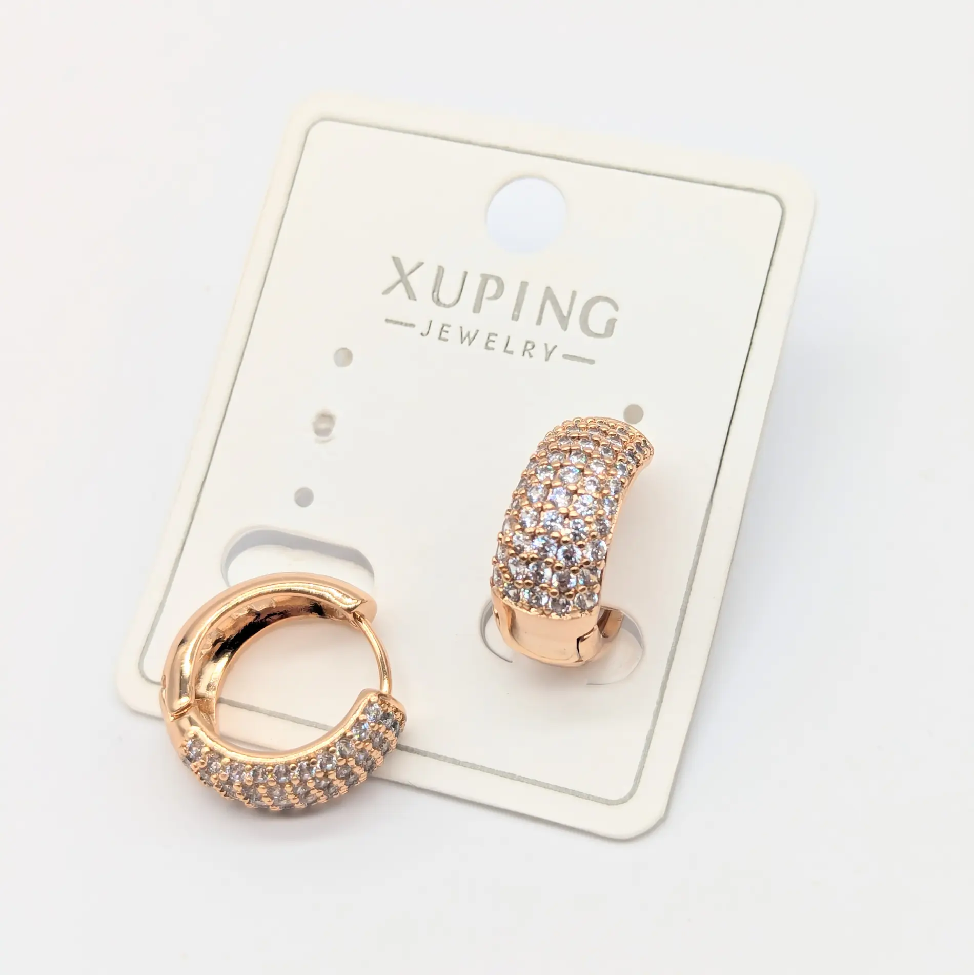 Сережки Xuping “Паве Люкс” з білим цирконієм, позолота 15*7см