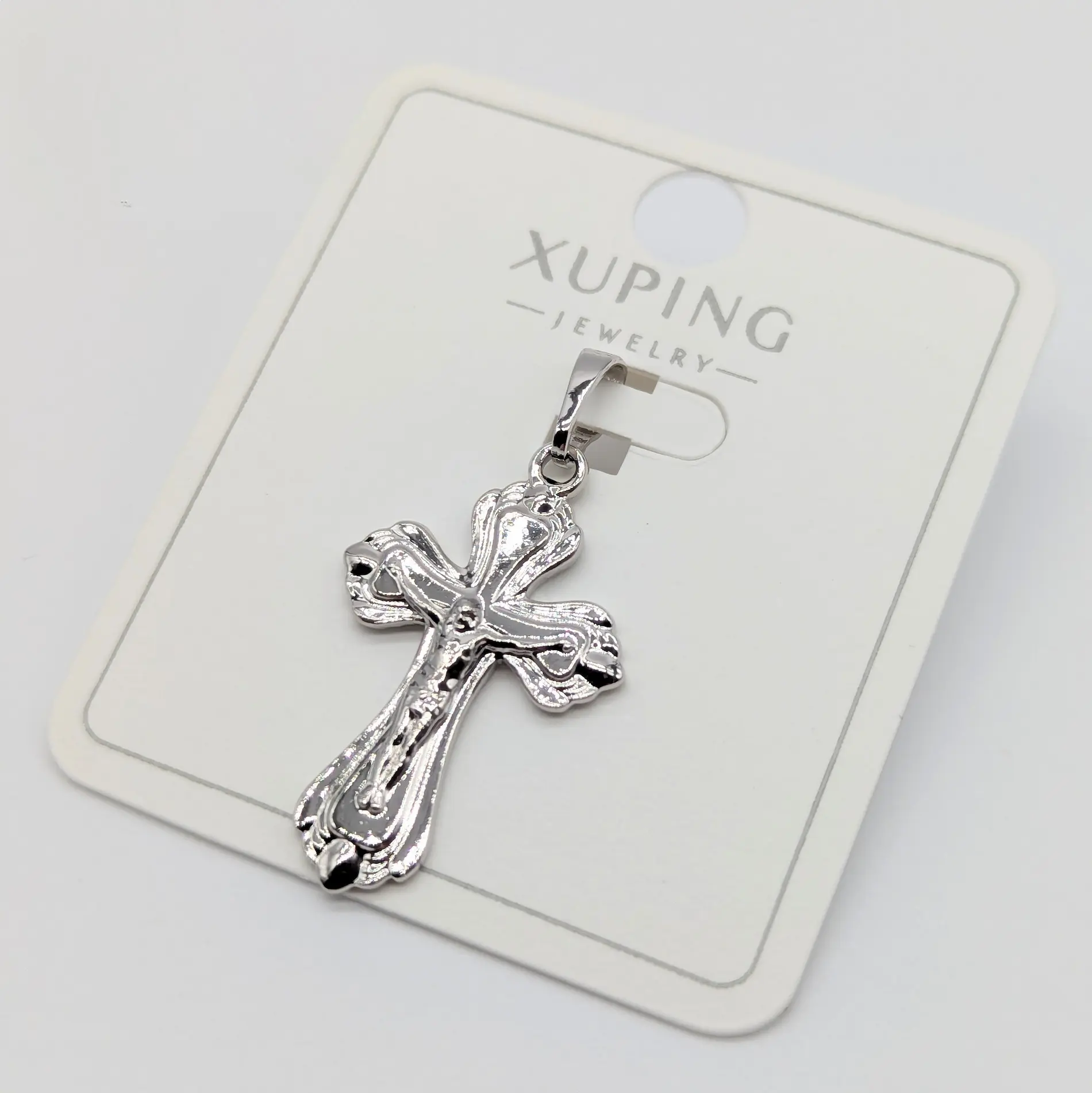Кулон Xuping “Хрестик” у сріблястому покритті 2,9*1,8см